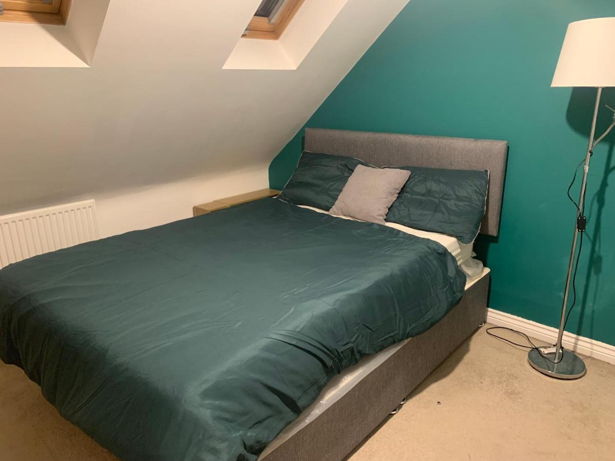 Comfy Double Bedroom In Greater Μάντσεστερ Εξωτερικό φωτογραφία